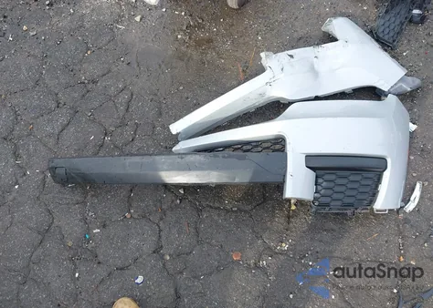 2023 Jeep Grand Cherokee L Altitude 4X4 from USA, damaged, VIN 1C4RJKAGXP8101537